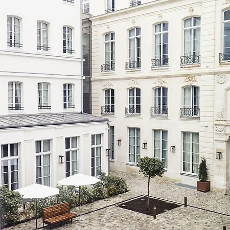 The Hoxton, 4*