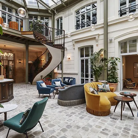 The Hoxton, 4*