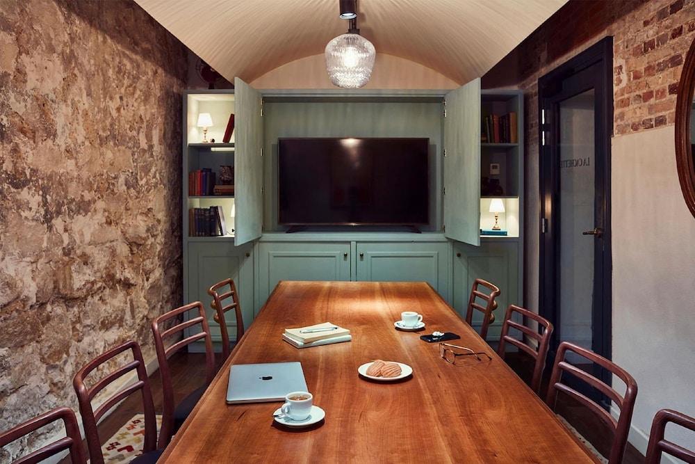 The Hoxton, Hotel Parigi